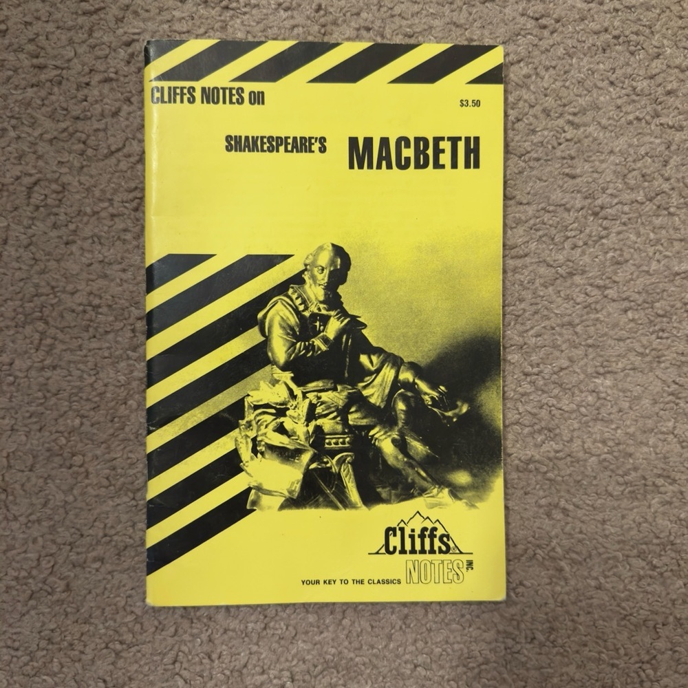 Macbeth Cliffnotes - Picture 1 of 2